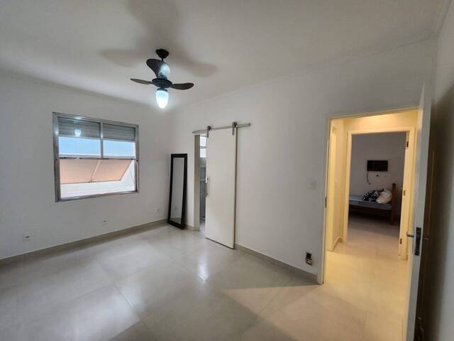 Apartamento para Venda em Santos - 4